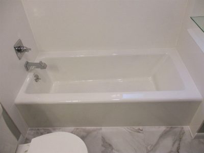 Cast iron bathtub in bathroom remodel in Champaign, IL.